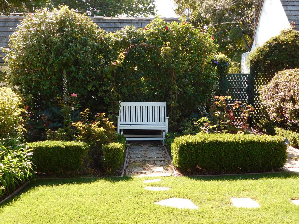 Lincoln Green Inn Carmel-by-the-Sea Exterior foto