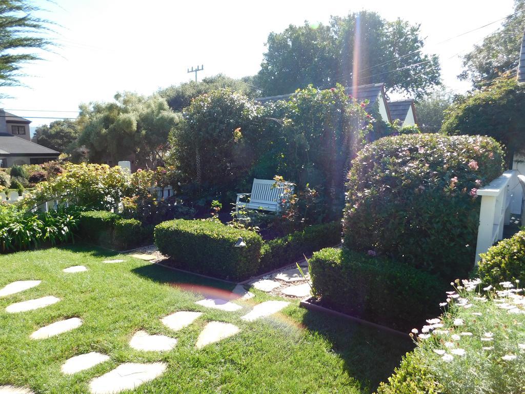 Lincoln Green Inn Carmel-by-the-Sea Exterior foto